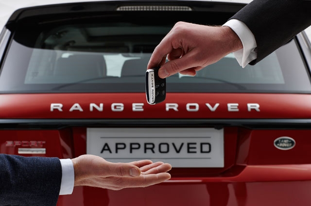 Pourquoi acheter une voiture d'occasion Jaguar Land Rover Approved ?