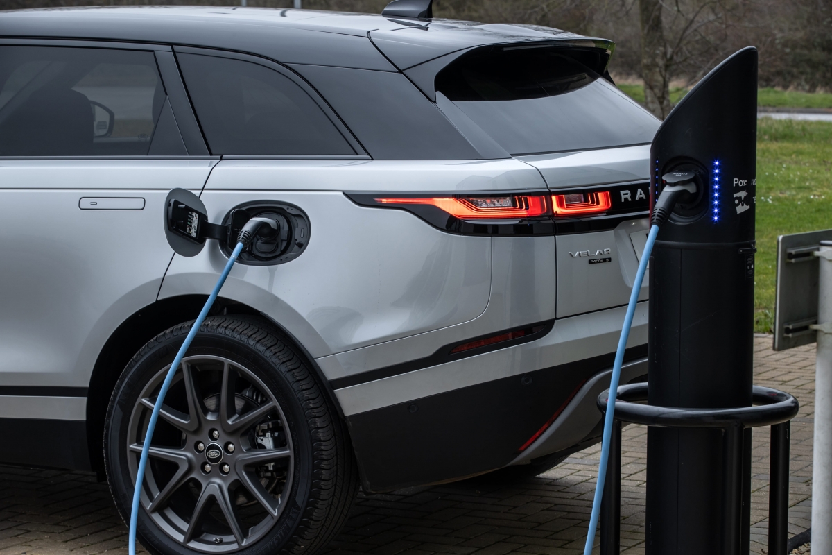 Comment recharger les modèles Plug-In Hybrid Jaguar & Land Rover?